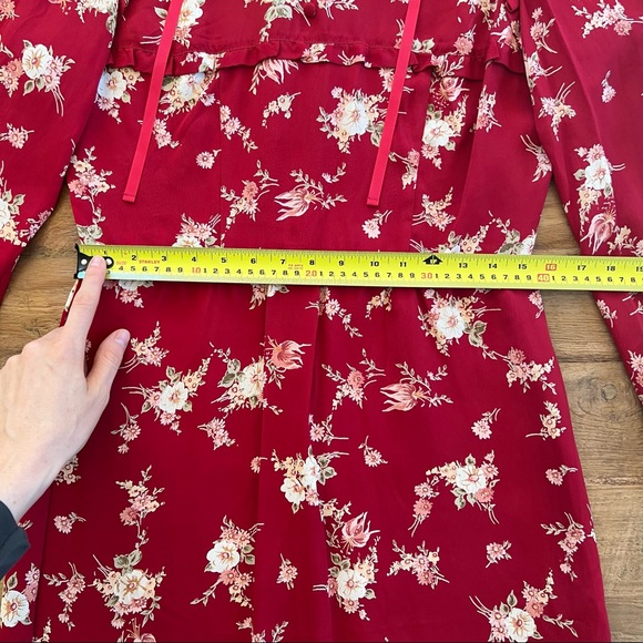 REFORMATION • Red Floral Long Sleeve Dress - Picture 5 of 10